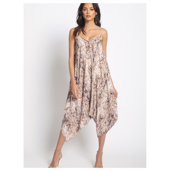 Snake Effect Parachute Romper - Picture 3 of 5